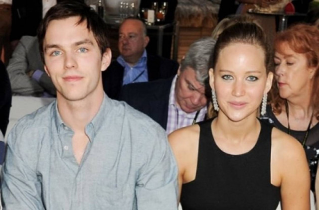 Ο λόγος του χωρισμού Lawrence-Hoult θα σας κάνει να γελάσετε... χαιρέκακα!