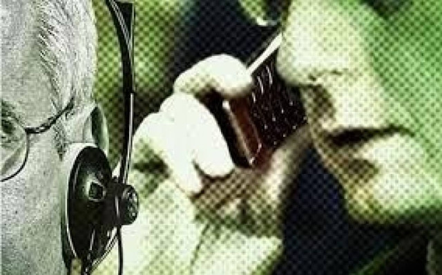 Πώς θα καταλάβετε αν παρακολουθούν το κινητό σας