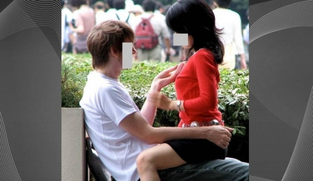 58χρονη καθηγήτρια είχε σχέση με 16χρονο... μαθητή της!