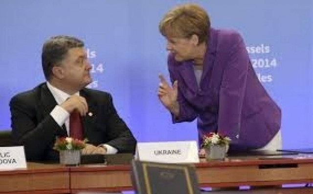 Τηλεφωνική επικοινωνία Μέρκελ- Ποροσένκο