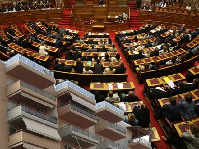 Ο ΕΝΦΙΑ, το πολυνομοσχέδιο και ο βίος της κυβέρνησης