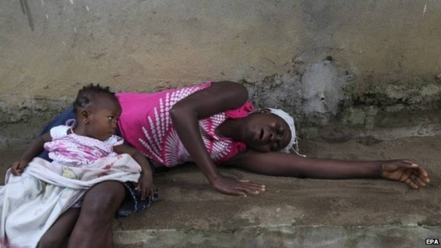 Αυξάνονται τα κρούσματα του Έμπολα