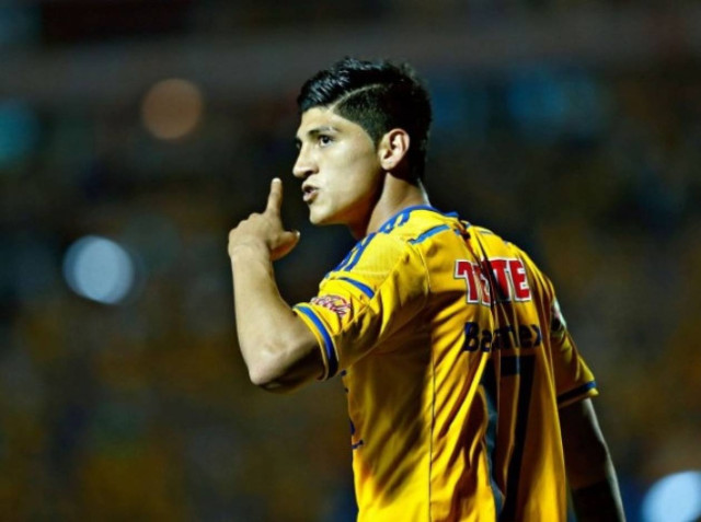 Πουλίδο: Δύσκολες ώρες για το μεταγραφικό στόχο του Ολυμπιακού