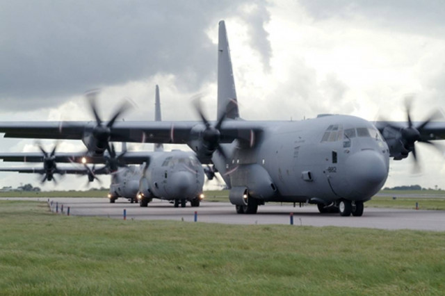 Ιράκ: Βρετανικό αεροπλάνο ματαίωσε τη ρίψη δεμάτων ανθρωπιστικής βοήθειας