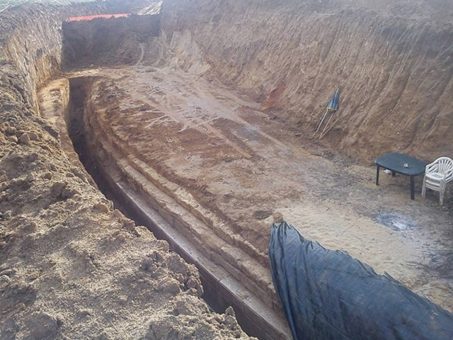 «Ο τάφος του Μεγάλου Αλεξάνδρου είναι στην Αμφίπολη» (vid)