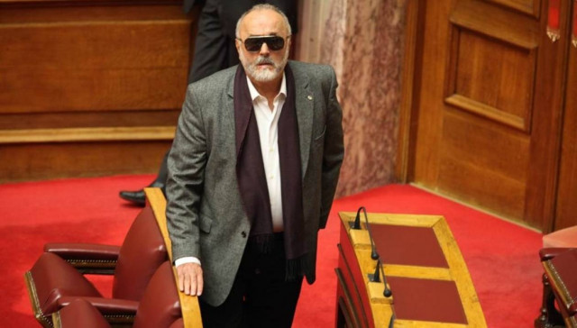 Κουρουμπλής για Καρατζαφέρη: Η ΝΔ όλο προς τα δεξιά πάει