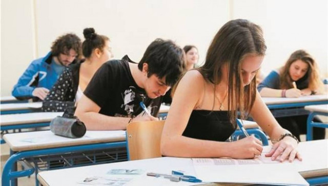 Πανελλαδικές 2014: Εκτοξεύονται οι βάσεις στις περιζήτητες σχολές