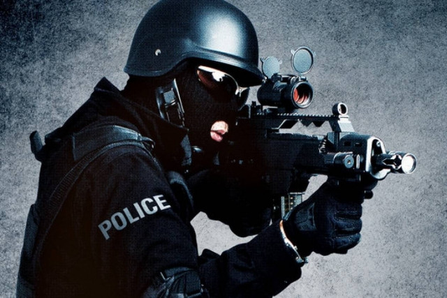 Πυροβόλησε την κόρη του και τράκαρε στη διαδρομή για το νοσοκομείο!