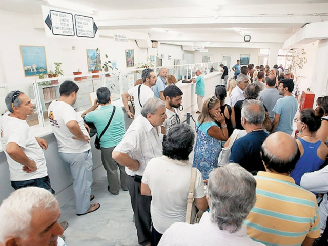 Yπ. Οικονομικών: Άρχισαν πάλι τα ραβασάκια και τα κατασχετήρια