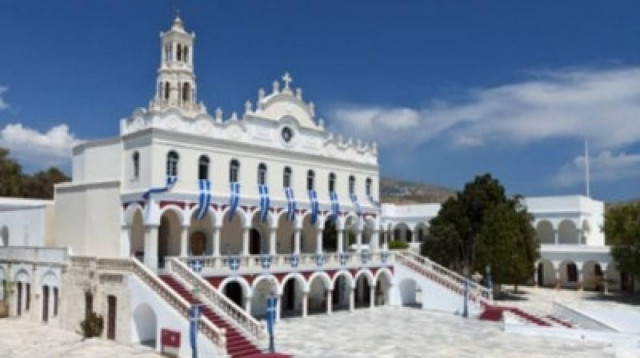 Των Ελλήνων τα ανταμώματα…