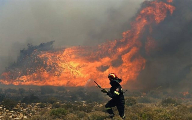 Κόκκινος συναγερμός σε όλη τη χώρα – Υψηλός κίνδυνος πυρκαγιάς τη Δευτέρα