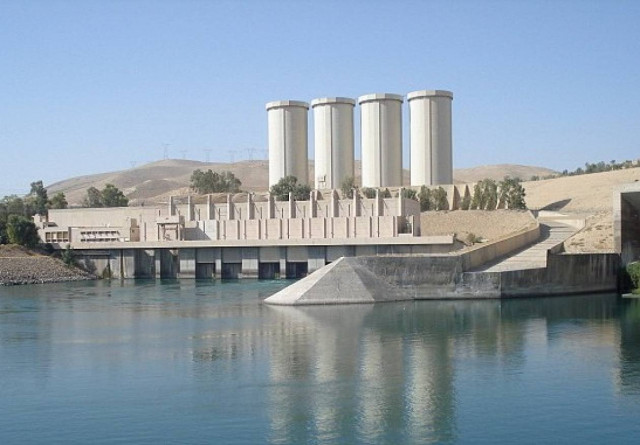 Ιράκ: Εγκρίθηκαν από τον Λευκό Οίκο οι αεροπορικές επιδρομές στο φράγμα της Μοσούλης