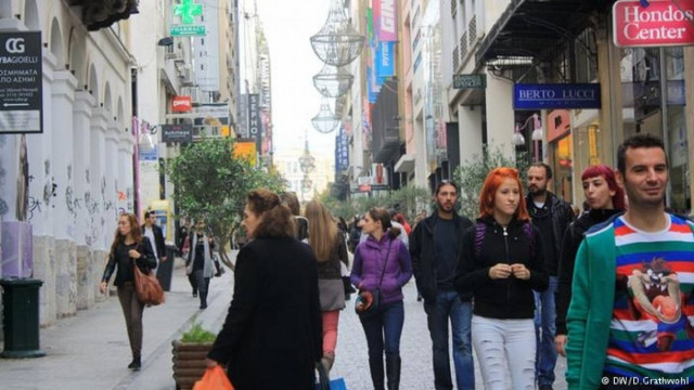 DW: Η κρίση έθρεψε τα στερεότυπα για την Ελλάδα