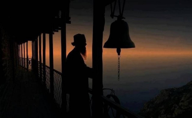 Οι 12 Αόρατοι μοναχοί του Αγίου Όρους - Θρύλος ή πραγματικότητα; (vid)