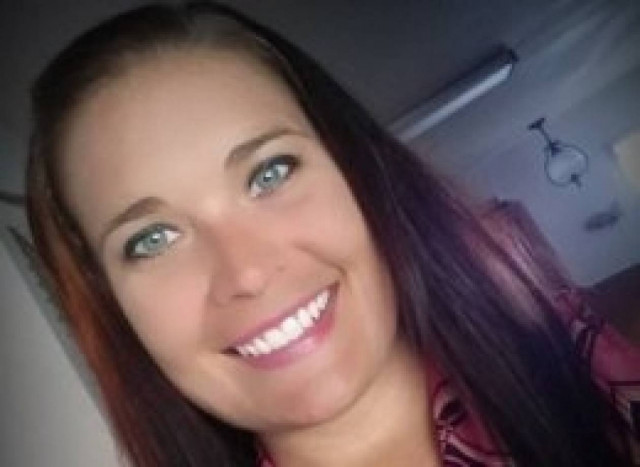 Έπιασαν 28χρονη δασκάλα σε ξενοδοχείο «στα πράσα» με μαθητή της