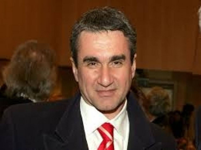 Ένας παλιός γνώριμος στο Υπουργείο Παιδείας