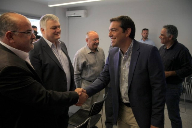 Ασφαλιστικό, φορολογικό και εργασιακά συζήτησαν Τσίπρας-ΓΣΕΒΕΕ