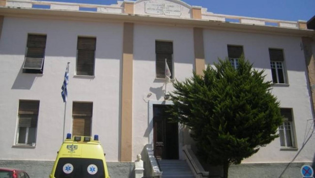 Τραυματισμός λουόμενου τουρίστα στο Μούδρο Λήμνου