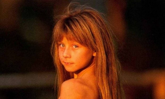 Γνωρίστε την Τίπι: Το κορίτσι που μεγάλωσε στην Αφρική με τα άγρια ζώα, όπως ο Ταρζάν!