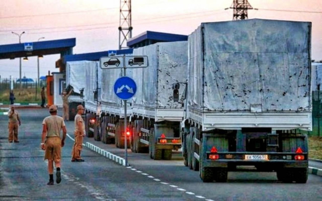 Ουκρανία: Παραβιάζει το διεθνές δίκαιο η οχηματοπομπή με τη ρωσική βοήθεια