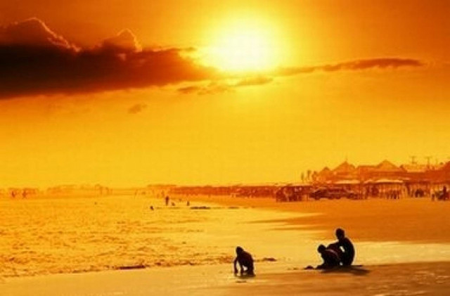 Σε κλοιό καύσωνα η Κύπρος