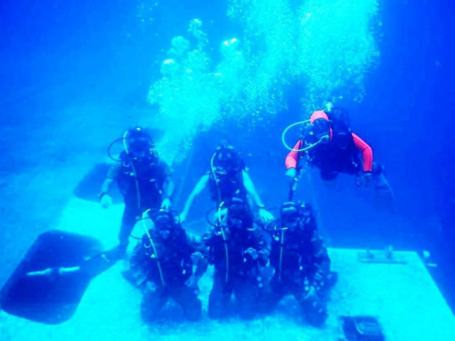 Εντυπωσίασαν τα «βατράχια» του Στρατού – Έτσι εκπαιδεύονται (pics)