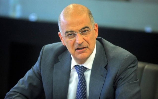 Αναβολή συνάντησης Δένδια με κλιμάκιο του ΠΑΣΟΚ