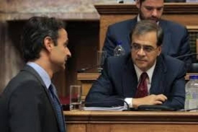 Συνάντηση Χαρδούβελη - Μητσοτάκη στο υπουργείο Οικονομικών