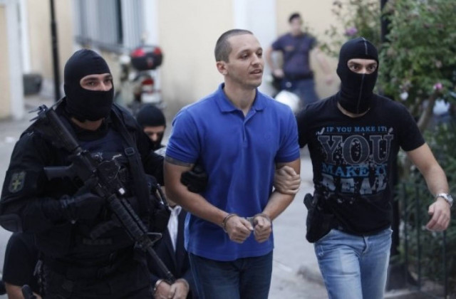 Χ.Α: Ολιγόωρη άδεια σε Κασιδιάρη, Ηλιόπουλο και Κούζηλο για να ορκιστούν