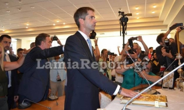 Τι συνέβη στην ορκωμοσία του Μπακογιάννη–Γιατί προκλήθηκε ένταση (vid)