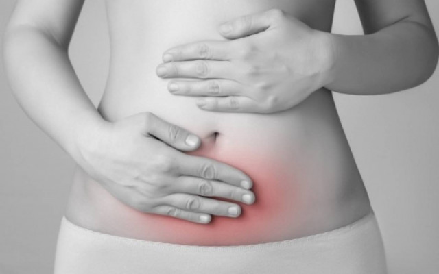 Ελκώδης κολίτιδα: Ποια είναι τα συμπτώματα και πώς γίνεται η διάγνωση