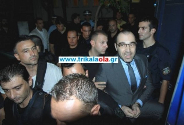 Τρίκαλα: Ένταση κατά την μεταφορά του Ηλιόπουλου (vid)