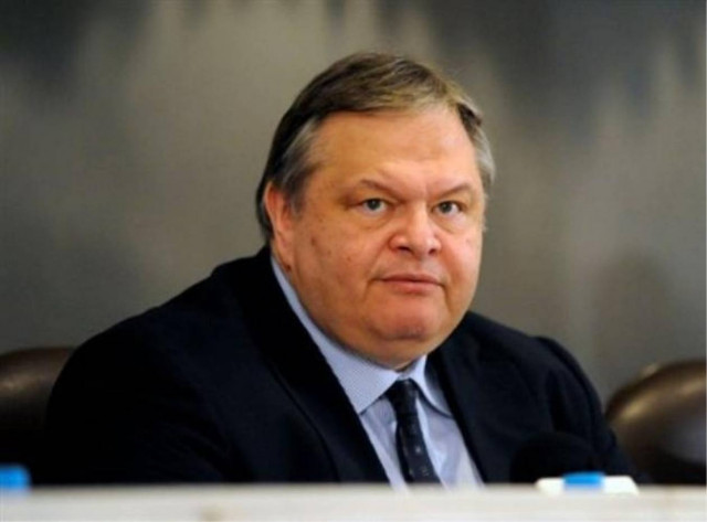 Ο Βενιζέλος «ανοίγει» θέσεις εργασίας