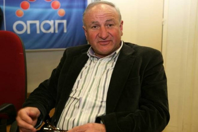 Παπαδημητρίου: «Με 10 η ΑΕΚ από το 13’»