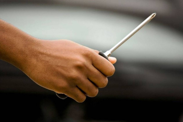 Πάτρα: Ρομά επιτέθηκαν με κατσαβίδι σε υπάλληλο νοσοκομείου