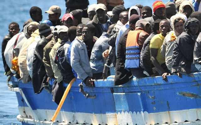 Κέρκυρα: Στα χέρια των λιμενικών ο διακινητής και οι 24 παράνομοι μετανάστες