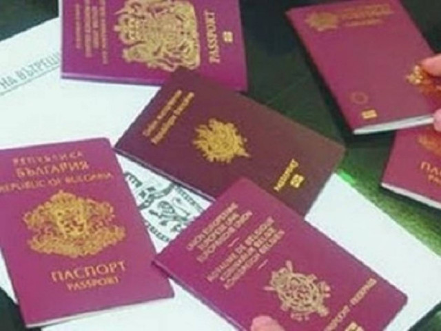 Χειροπέδες σε τέσσερις στο αεροδρόμιο Ηρακλείου