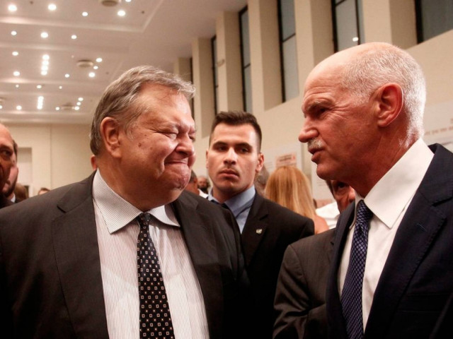 Θλιβεροί, δειλοί, μοιραίοι, άβουλοι, κάνουν μνημόσυνα χωρίς αιδώ…