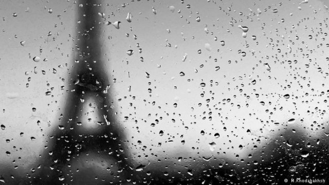 Το «αεροπλάνο της χαράς» για το Παρίσι