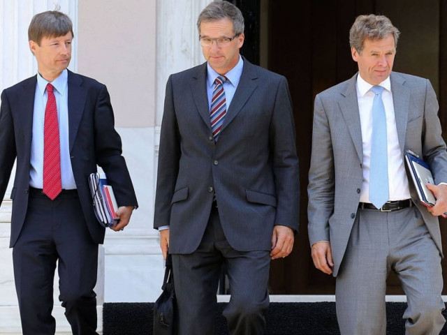 Με άδεια χέρια επιστρέφουν από το Παρίσι…