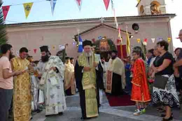 Μέχρι αύριο το Τίμιο Ξύλο στον Αγ. Αθανάσιο στην Ιστιαία