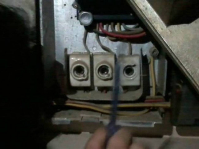 Ημαθία: Τρεις συλλήψεις για ρευματοκλοπή