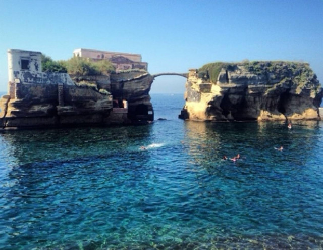 Το πιο αλλόκοτο και καταραμένο νησί της Μεσογείου