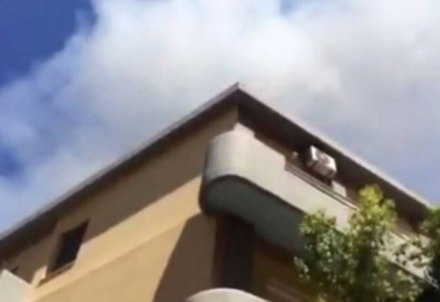 Συναγερμός στο Ηράκλειο: Φωτιά σε κτήριο–Μεγάλη επιχείρηση της πυροσβεστικής