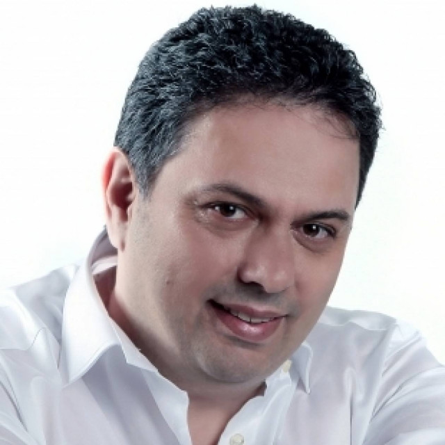 Ο Πιτσούλης επανεξελέγη πρόεδρος του Περιφερειακού Συμβουλίου Κρήτης