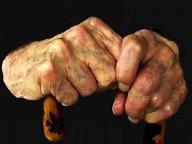 Βόλος: Άγνωστοι έδεσαν και λήστεψαν ζευγάρι ηλικιωμένων