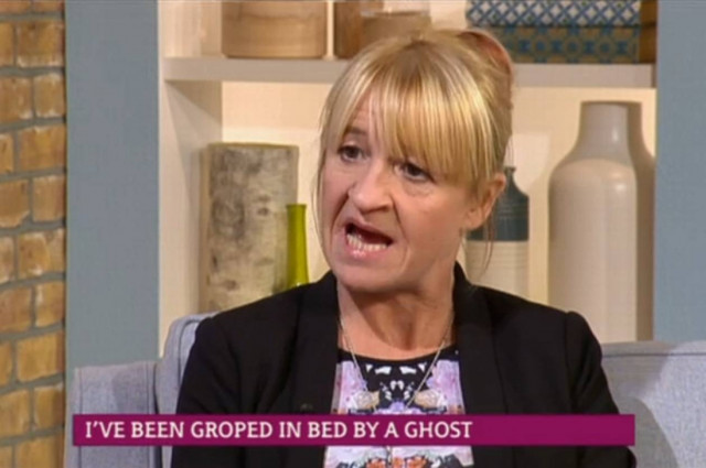 Βρετανία: Φάντασμα έδιωξε την κόρη της και της επιτέθηκε σεξουαλικά!