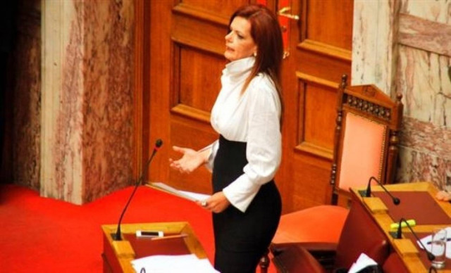 Δημόσιος υπάλληλος με πλαστό πτυχίο ο σύζυγος της Μαρίας Γιαννακάκη