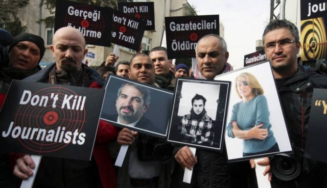 Οι δημοσιογράφοι στη Μέση Ανατολή δέχονται επίθεση σε «πρωτοφανή» επίπεδα