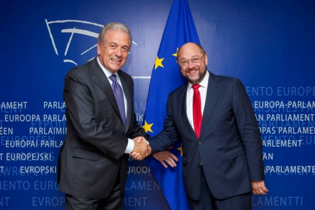 Ο Αβραμόπουλος έπιασε δουλειά με το… «καλημέρα»